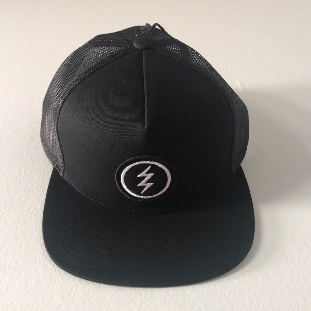 Black hat (Electric)